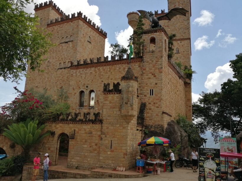 CASTILLO DE LAMAS